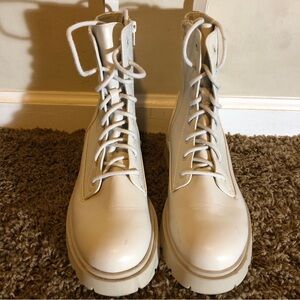 Womens Cream Combat Boots Size 9 N Boundaries